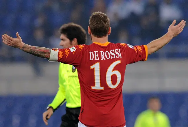 daniele-de-rossi-soccer-player-number-16-jersey