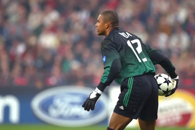 dida-soccer-player-number-12-jersey